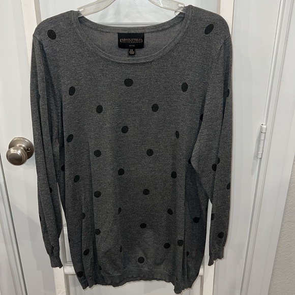 Absolutely Creative Worldwide Brand Dark Grey w/Black Spots Women’s Blouse Sz 1X - Picture 2 of 6